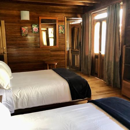 Hostal Zafiro ミンド エクステリア 写真